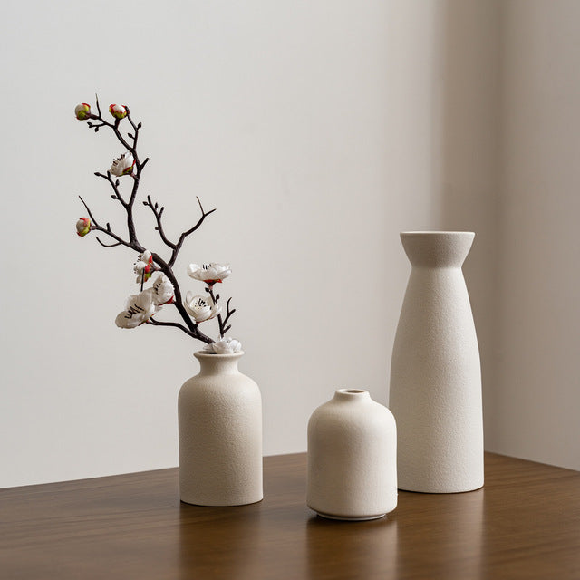 11-Inch Matte White Minimalist Vase - Main Shot